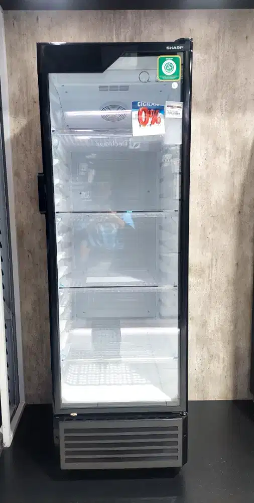 Showcase Sharp 250 L