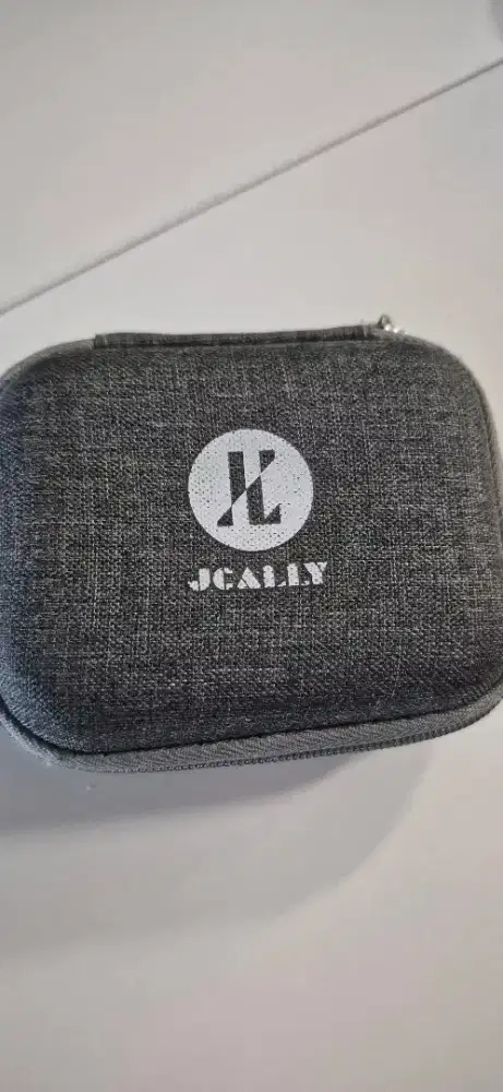 Case earphone jcally bekas
