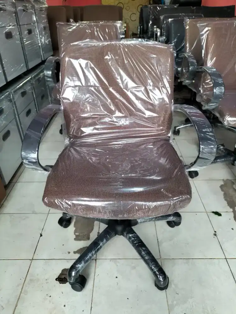 kursi staff merek vilato