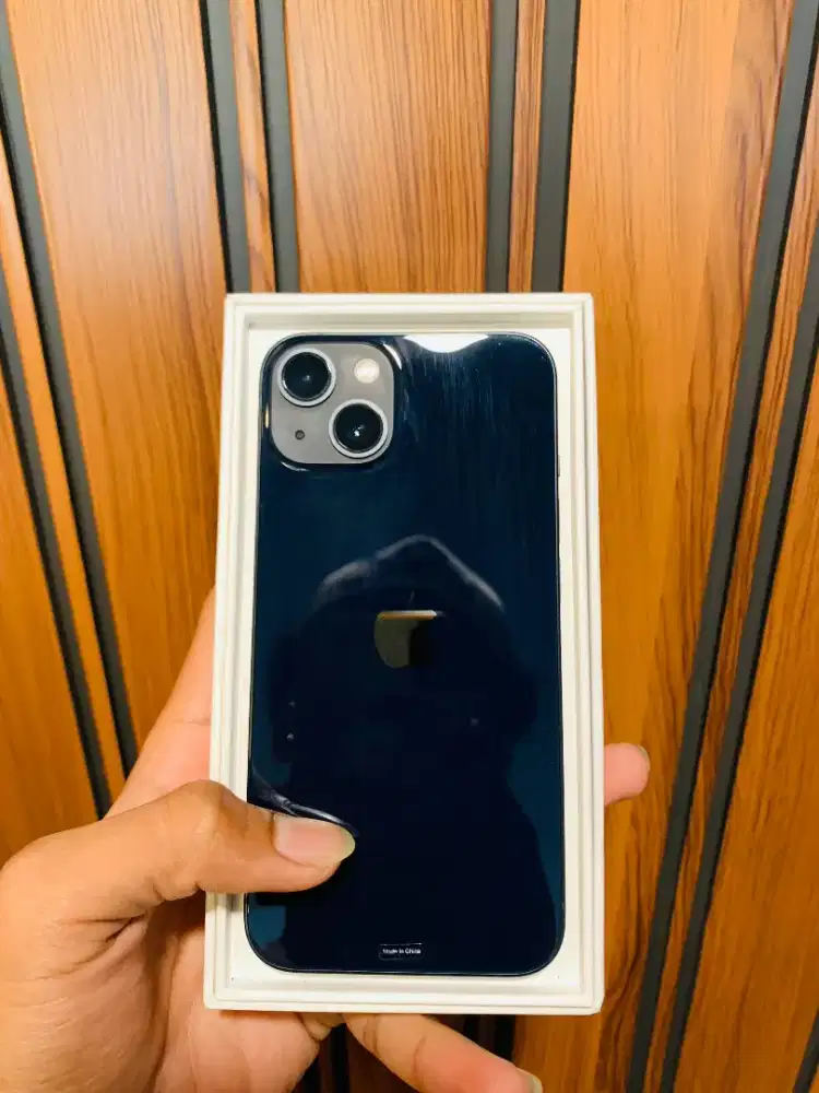 iPhone 13 basic midnight 128gb iBox