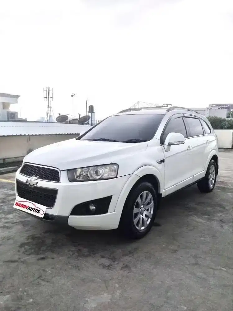 Chevrolet Captiva Bensin Facelift Tahun 2011 Automatic Putih