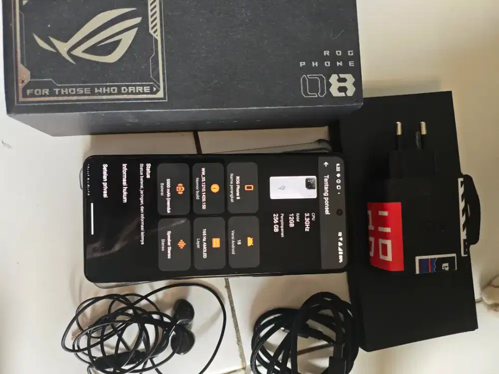 Asus Rog Phone 8 5G 12/256Gb mulus bisa Tukar tambah