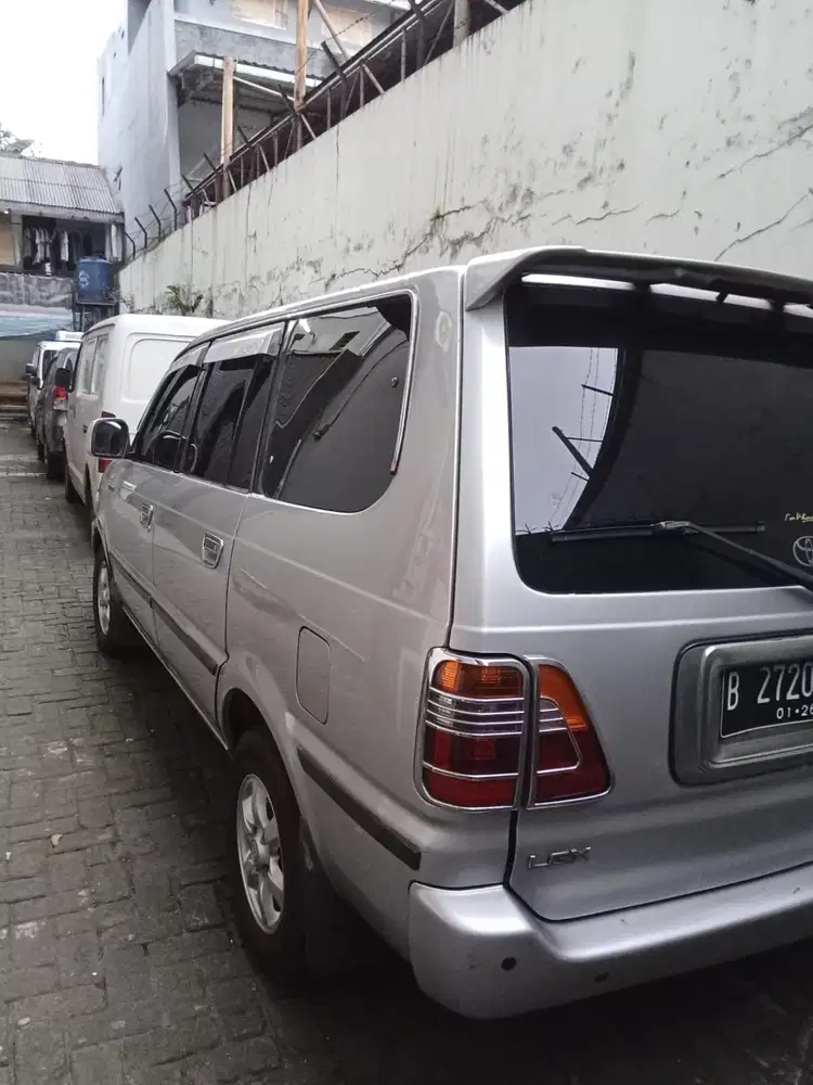 Toyota Kijang 2001 Bensin
