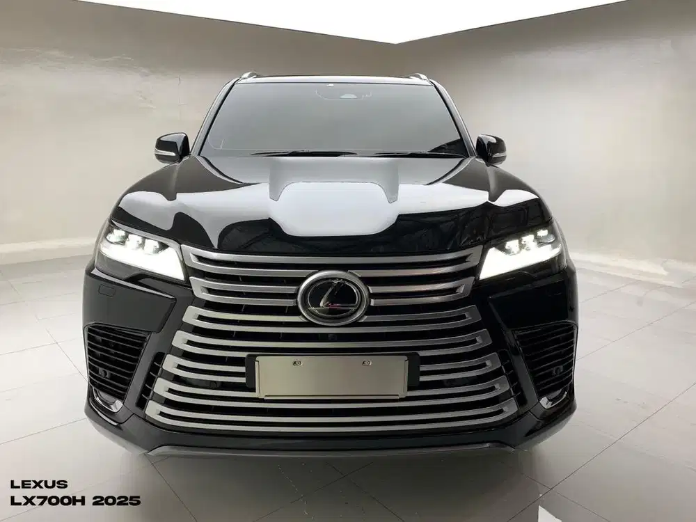 (UNIT READY NEW) LEXUS LX700h VIP 4 SEATER 2025 – BLACK ON BLACK