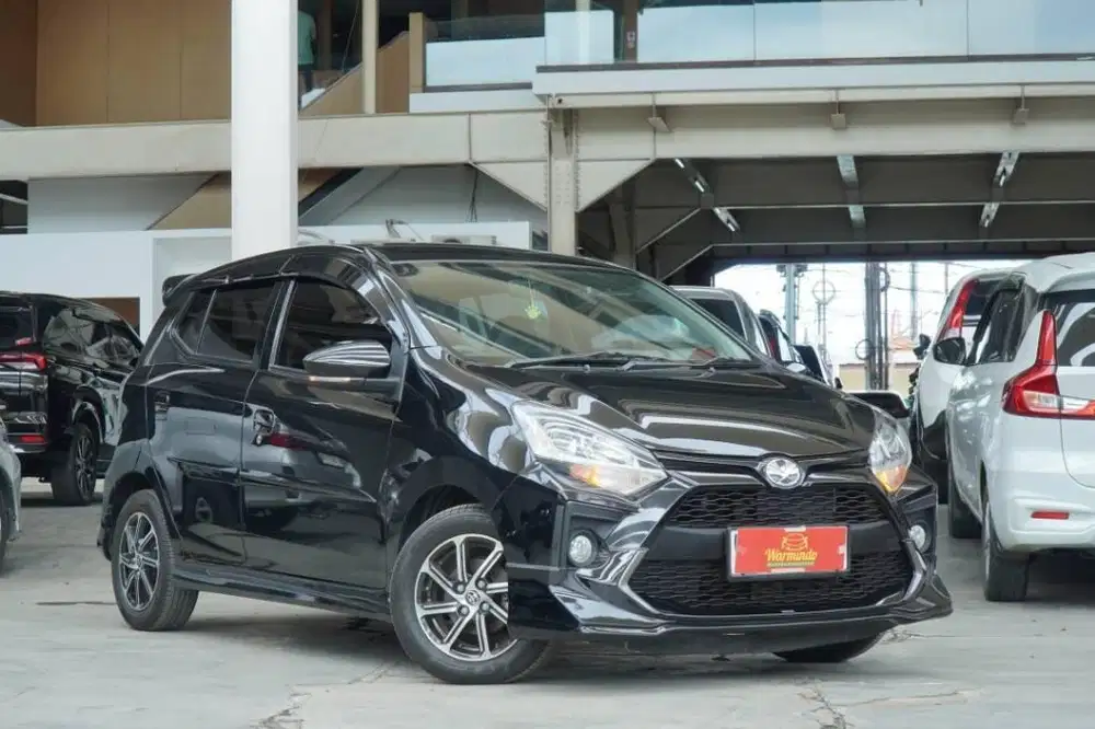 Toyota Agya 1.2 GR Sport Manual MT tahun 2021 hitam DP minim 5 juta