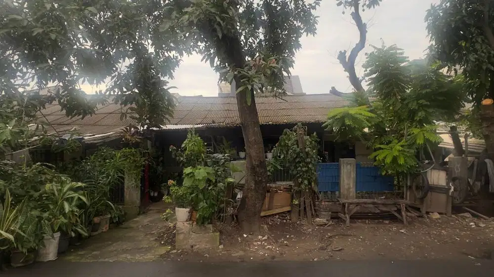 Dijual tanah strategis di Kalideres bonus kontrakan 4 pintu