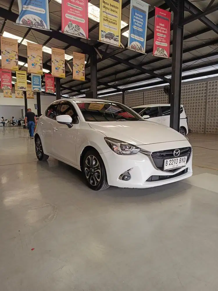 Mazda 2 R AT 2018/2019 Pajak Panjang