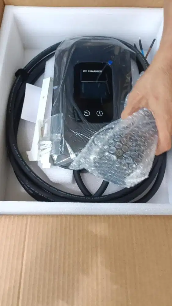 Wall Charger EV Wallmonth 7.7kW — Baru Belum Dipakai (Garansi Resmi)