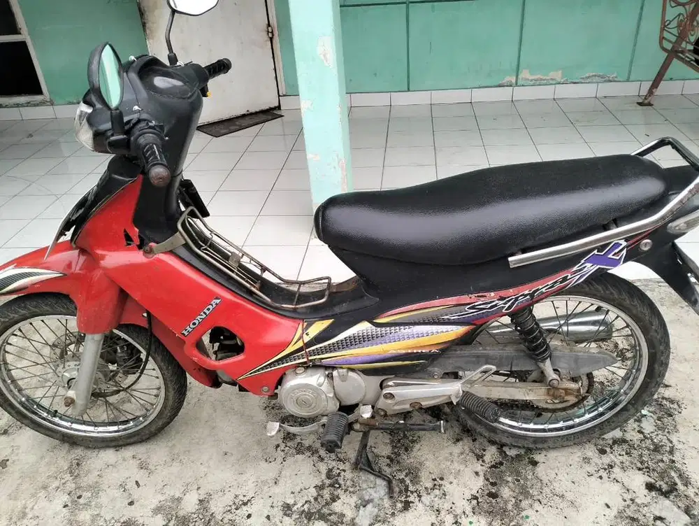 DIJUAL SUPRA X TAHUN 2004