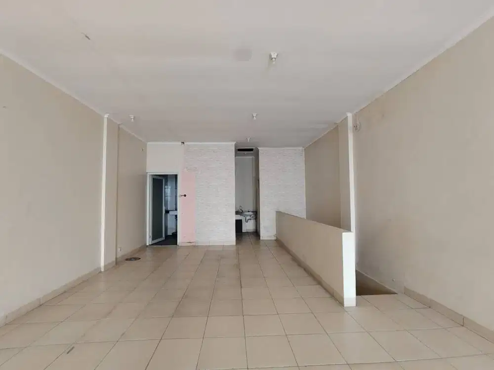Sewa Ruko Strategis Siap Usaha di Taman Kopo Indah TKI 2