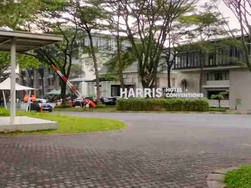 Rumah Lux Full Furnished di Perumahan Riverside Private Cluster