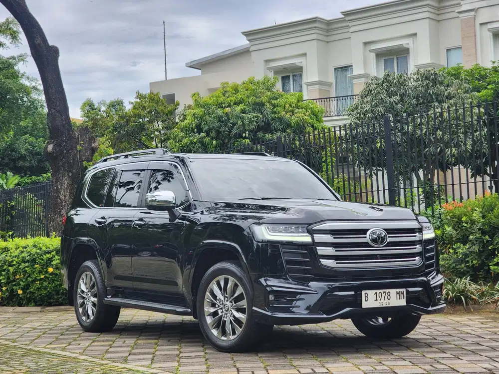 KM.7.RB ANTIK| LAND CRUISER VXR 300 ATPM 2023 HITAM RASA BARU| VXR300