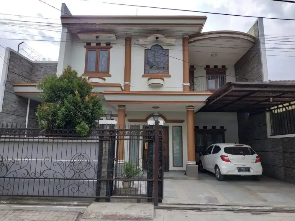 Disewakan Rumah Bagus Nyaman Siap Huni Minimalis Lokasi di Mekar Wangi Bandung