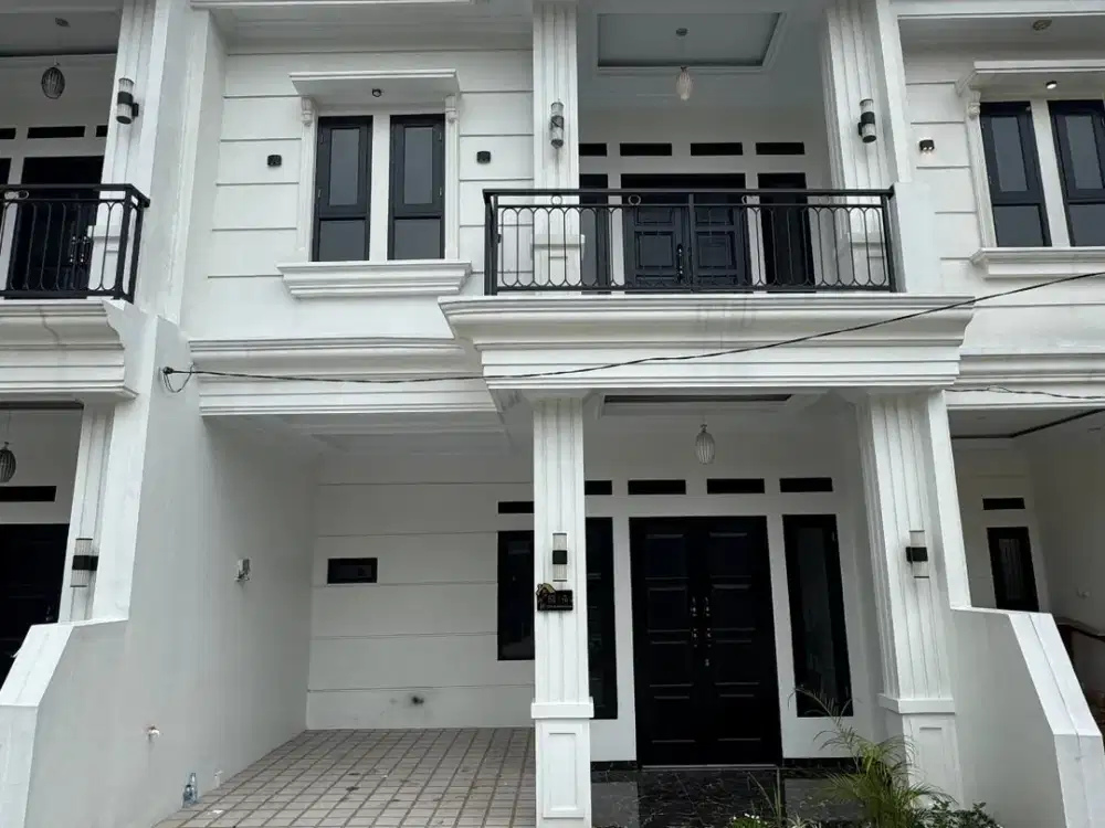 Jual rumah siap huni dalam komplek depok maharaja