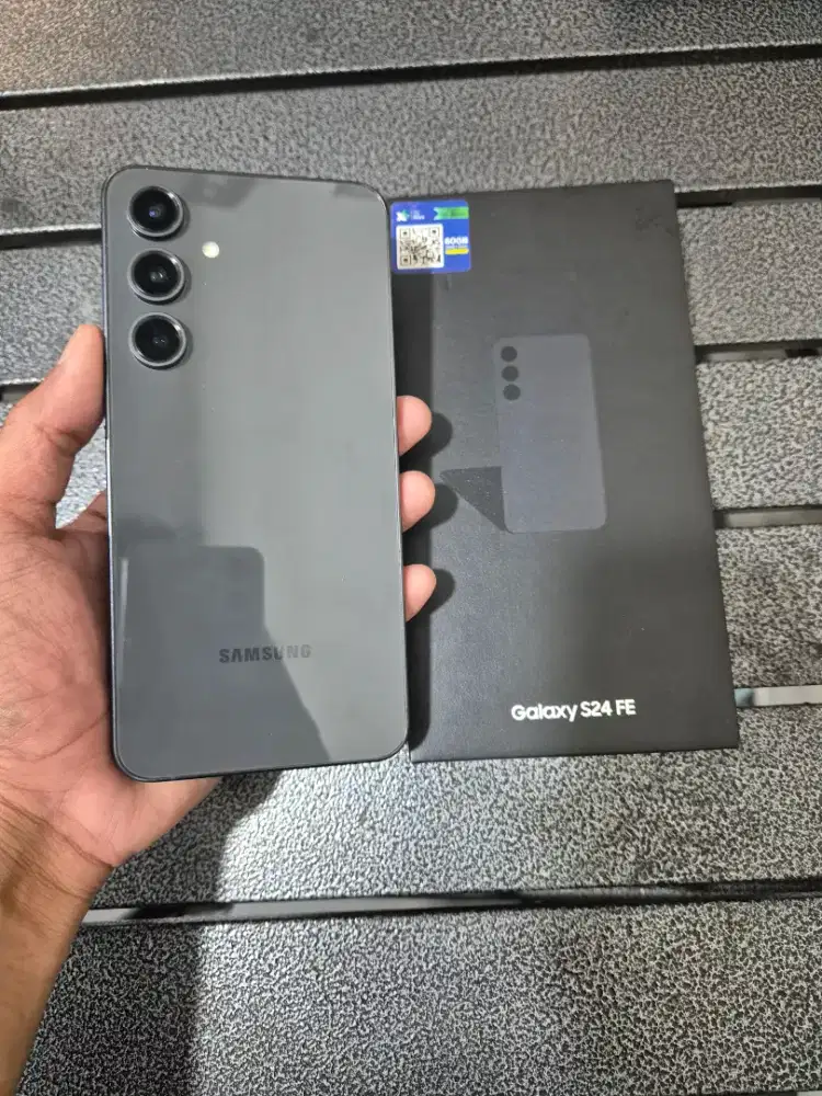 Samsung S24 FE 8/256gb sein black