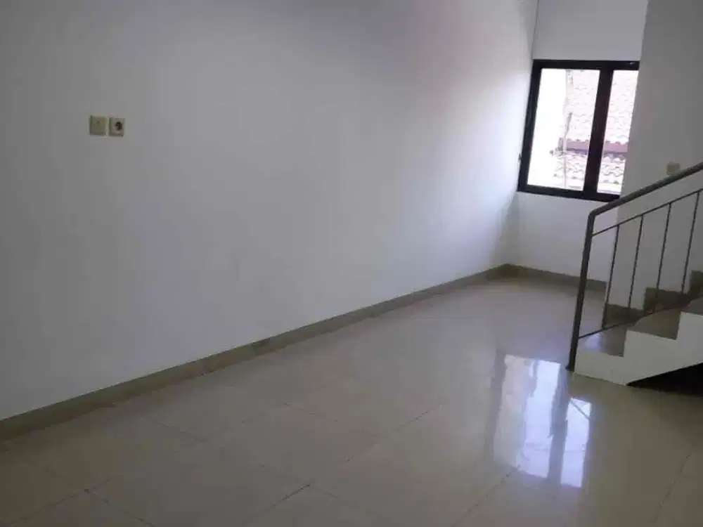 Dijual Gandeng5 Ruko di Tomang, Jakarta Barat ruko Roxy Square