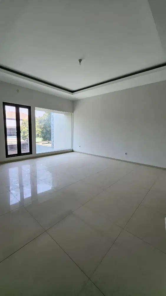 Dijual Rumah Mewah Minimalis di Batununggal