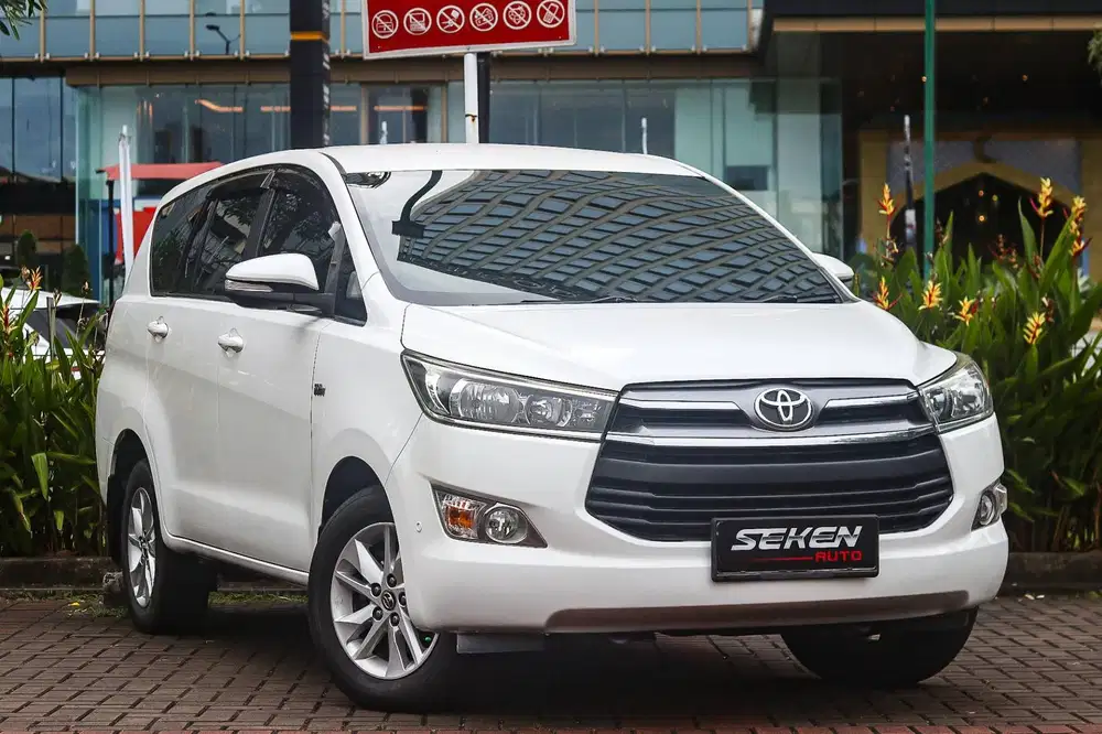 Toyota Kijang Innova 2.0 V 2.0V Bensin AT Matic 2016 Putih