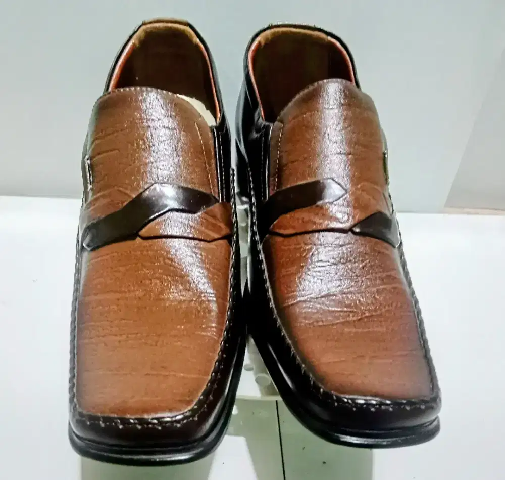 Bally - Sepatu Pria Kekinian Kulit Import Original