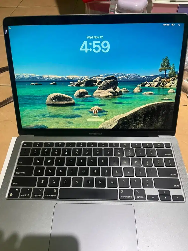 Macbook air m1 8/256