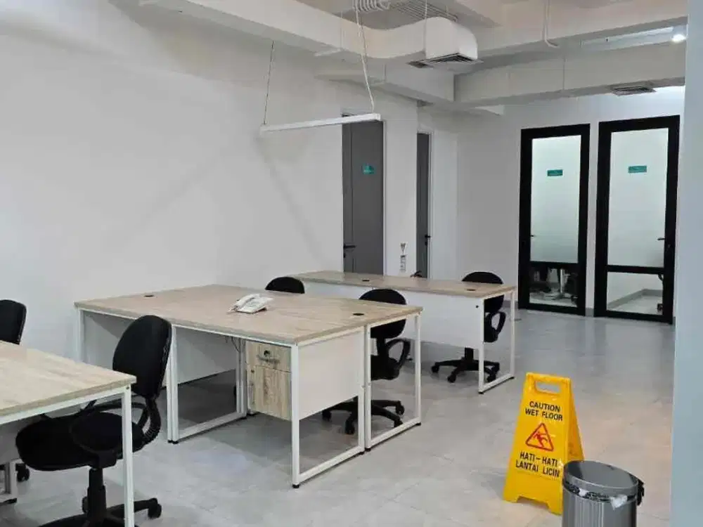 Dijual Gedung  Kantor Hasyim Ashari  Luas Tanah: 419 m²