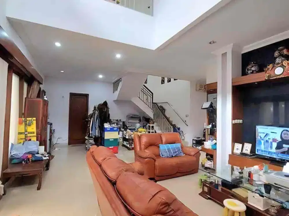 Dijual Rumah Cantik Nuansa Bali dalam Town House Lebak Bulus Winville residence Lebak bulus