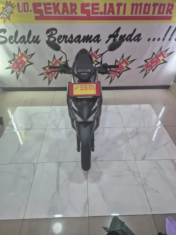 Scoopy prestige iss cbs keyless 2023 plat L TERSEDIAA