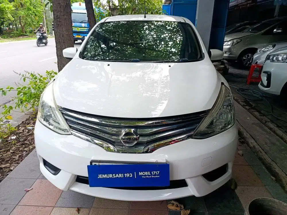 NISSAN GRAND LIVINA SV 1.5 AT 2016 PUTIH JL.RAYA JEMURSARI MOBIL 1717
