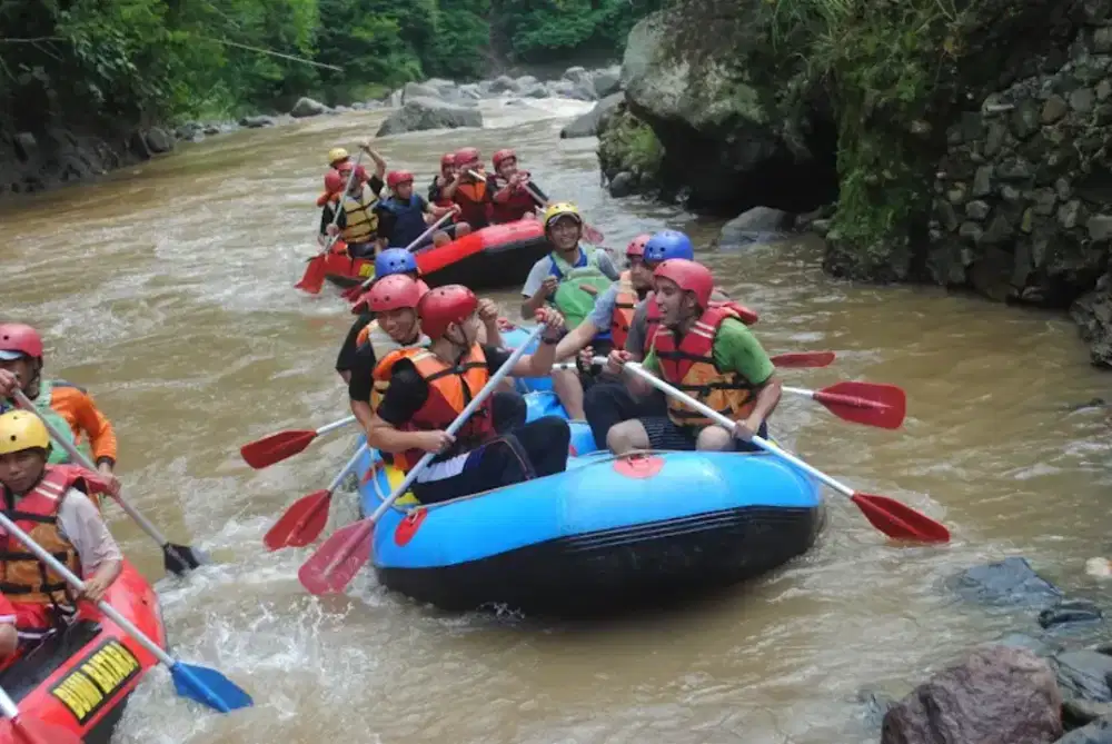 Perahu karet 6 orang