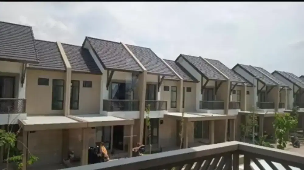 DIJUAL MURAH RUMAH AGUNG PODOMORO LAND 2 LANTAI BARU SIAP HUNI