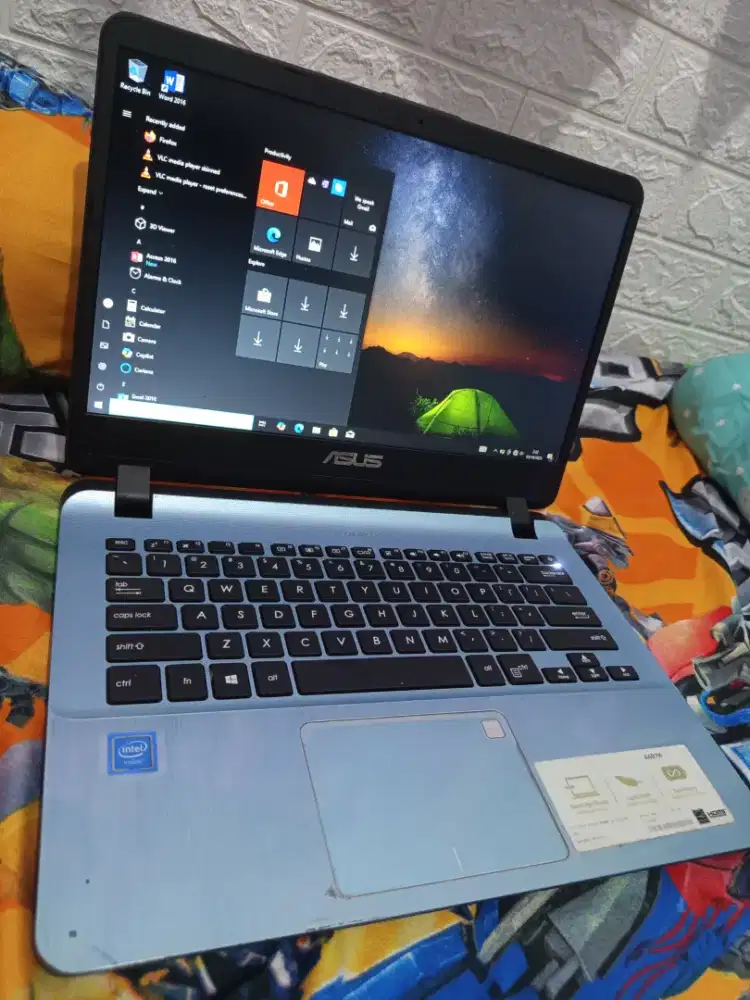 Laptop Asus A407M Ram 4gb/500gb  .batre awet