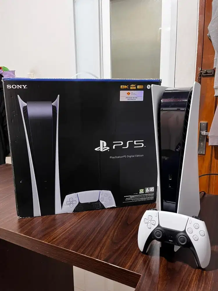 PS5 Fat Digital Like New (bonus games)