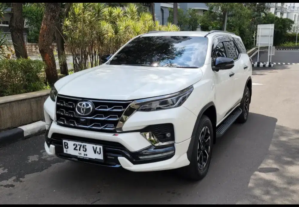 Toyota Fortuner 2.4 GR 2021 A/T