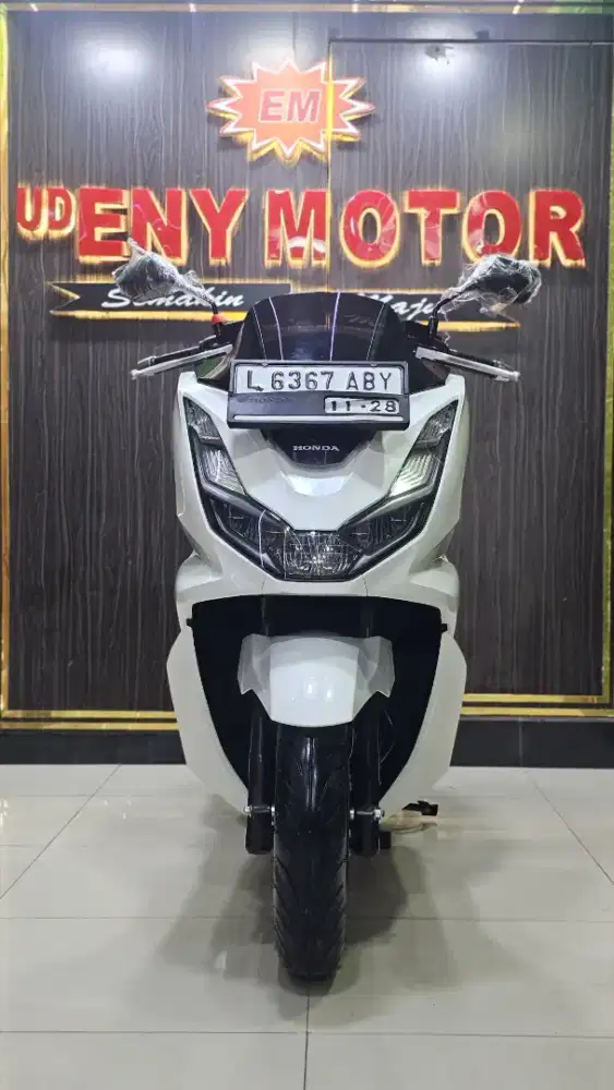 UD ENY MOTOR- HONDA PCX CBS TAHUN 2023 CIAMIK
