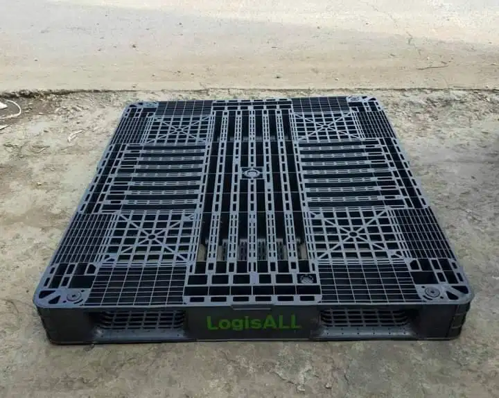 Palet plastik ukuran 130 x 110 x 12