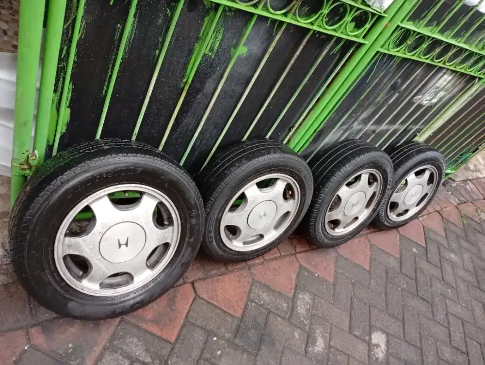 Velg original ferio civic bagus + ban layak pakai