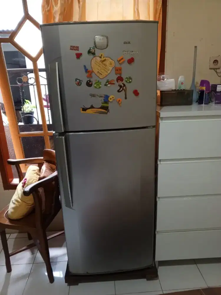 KULKAS LG BEKAS 2 PINTU