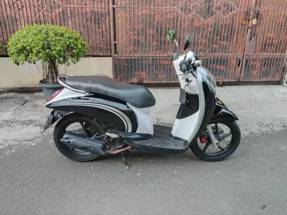 Honda Scoopy karbu thn 2012 pajak panjang siap pakai