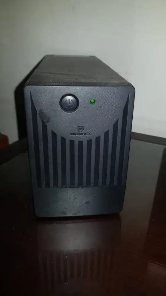 UPS Micropack mfu650 / 390 WATT