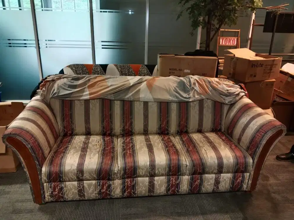 Sofa 3 seat gatis-garis