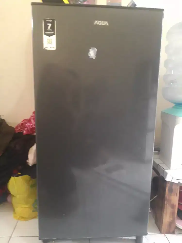 Kulkas aqua 1 pintu