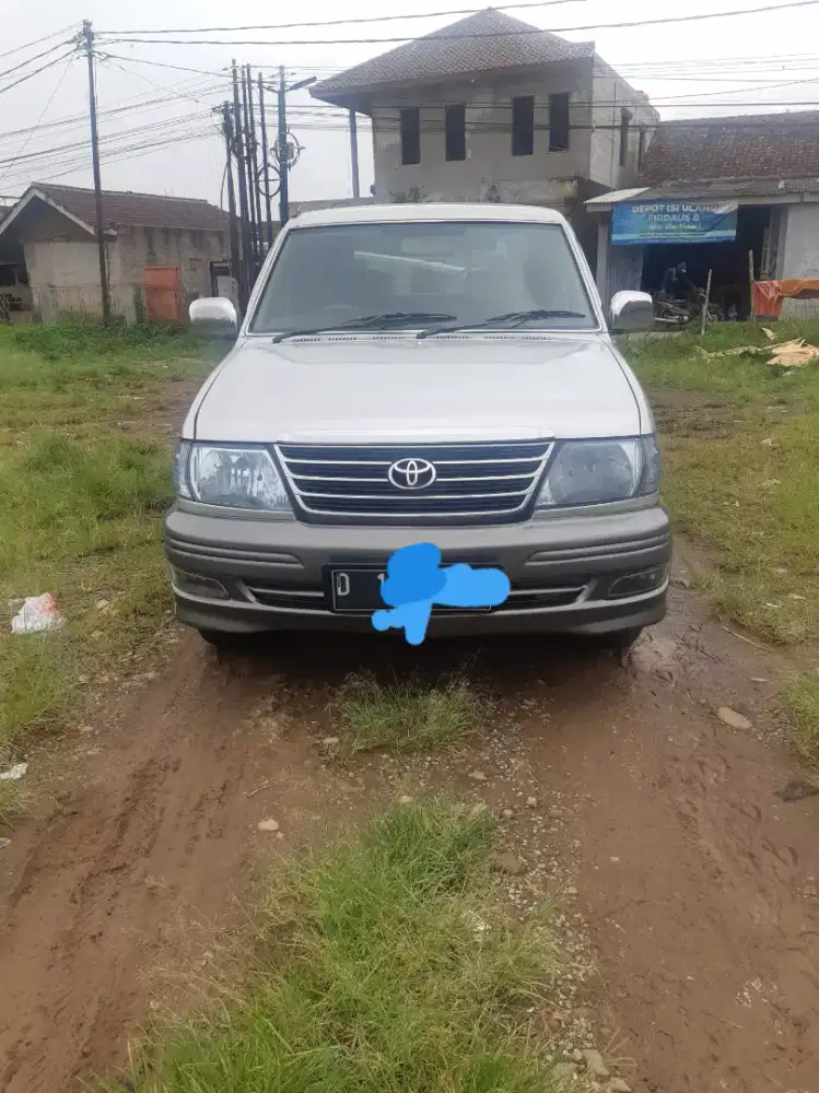 Toyota Kijang Krista 2003