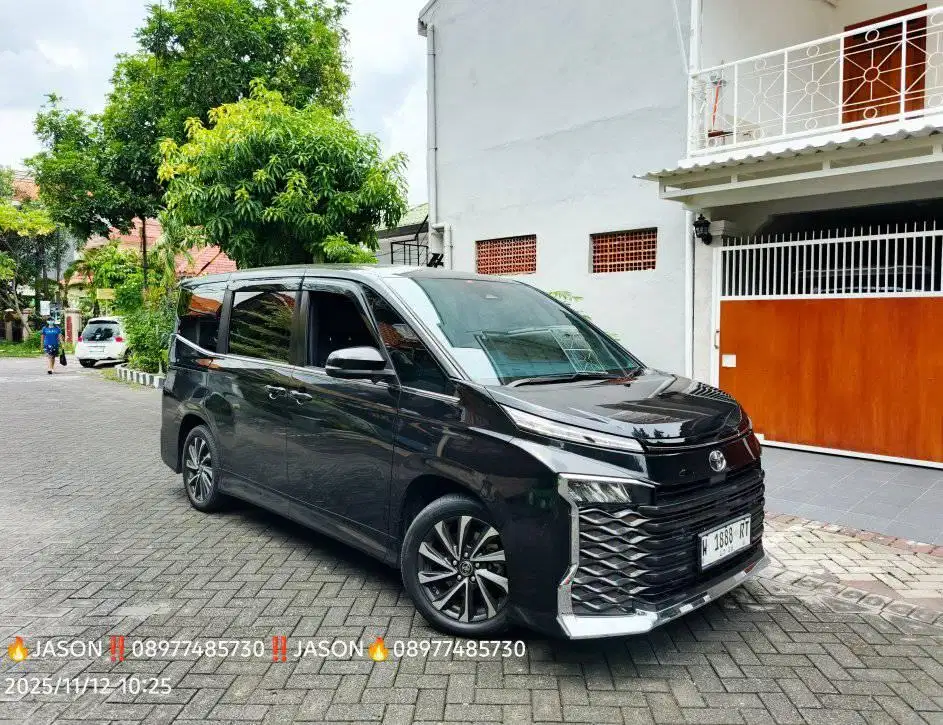 VOXY 2.0 MATIC 2021 ,ODO 23 RIBU ISTIMEWAH‼️
