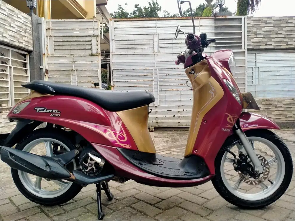 Yamaha Fino 125 blucore lengkap motor sehat keterangan detail dibawah