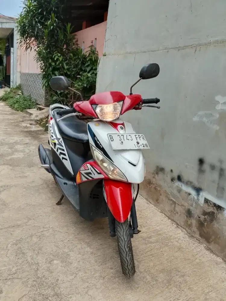 Yamaha mio J 2013