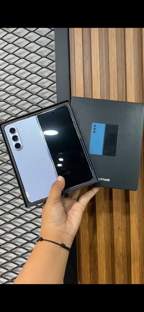 Samsung galaxy zfold5 12/256Gb (Second)