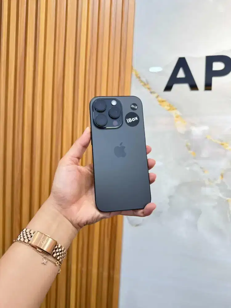 iPhone 16 Pro 256 Black iBox ( Garansi ON Agustus 2026 BH 100%)