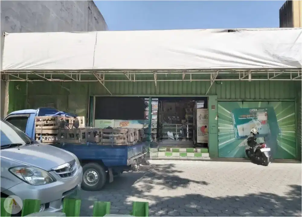 Rumah di gatot subroto mainroad cocok untuk usaha