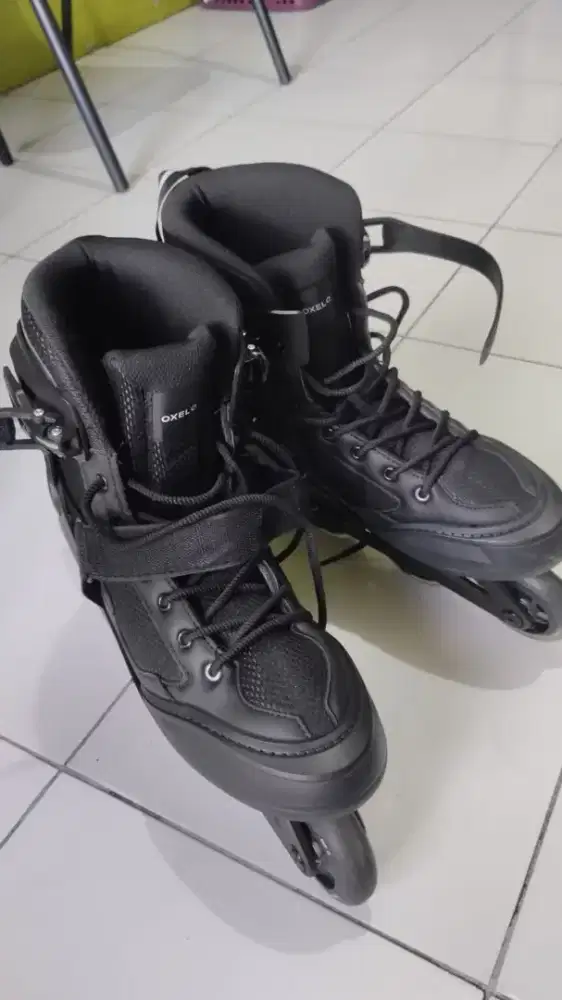 Sepatu Roda Dewasa Inline Skate Oxelo Decathlon Second