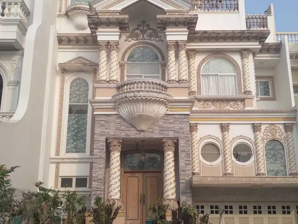 Rumah Mewah PIK Venice DIJUAL Ukuran 12x30 Semi Furnished BISA KPR